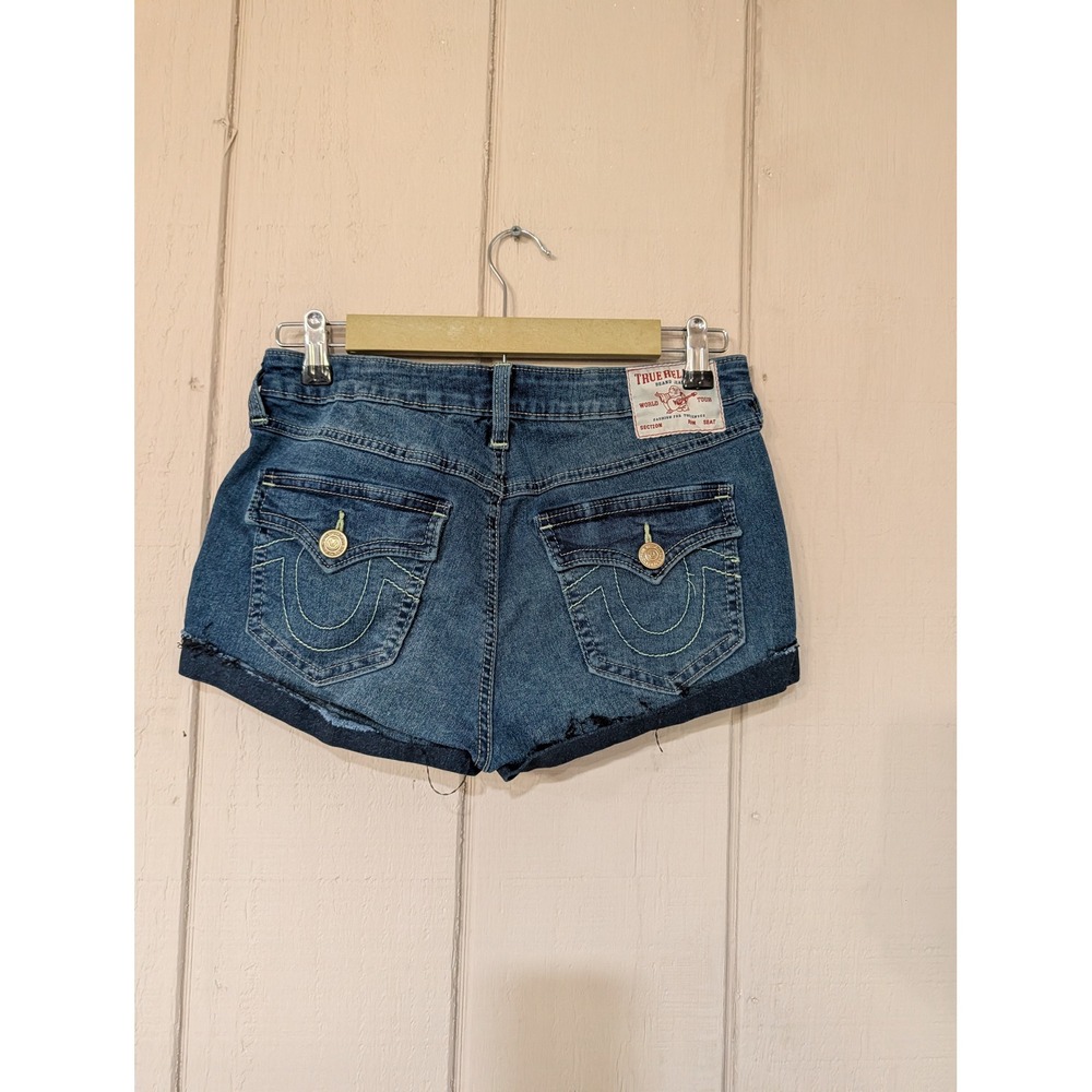 True Religion Jennie Mid Rise Curvy Denim Shorts Medium Wash Blue Size 28 Y2K